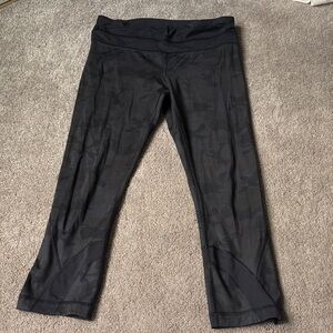 lululemon athletica Black camo crop Leggings